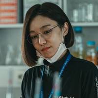 シン・ソユル