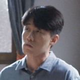 イ・シンギ