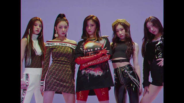 JYP新ガールズグループがベールを脱いだ…「ITZY」近日デビュー