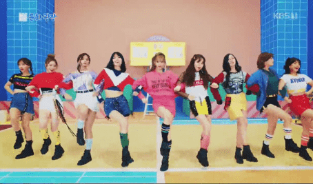 女性アイドルグループ TWICE、日本公演のチケットが僅か1分で完売