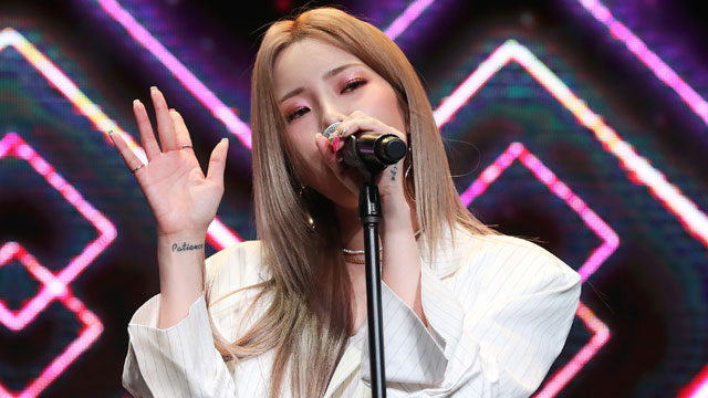 ‘音源クイーン’ Heize、女性の話でカムバック…「She’ｓ fine」