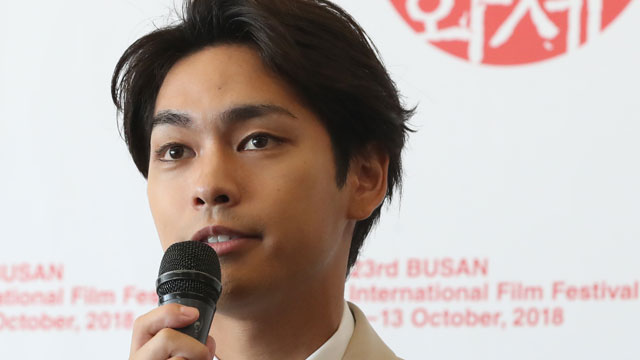 柳楽優弥“イ・チャンドン監督の作品に出演してみたい“