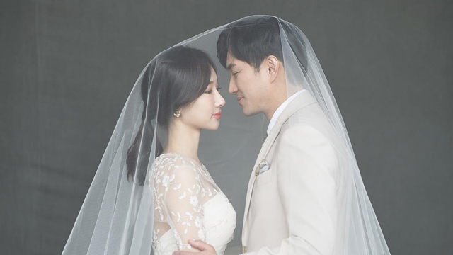 キム・ギョンロク、4年間の交際を経て結婚…「結婚相手は瞳が綺麗な人」