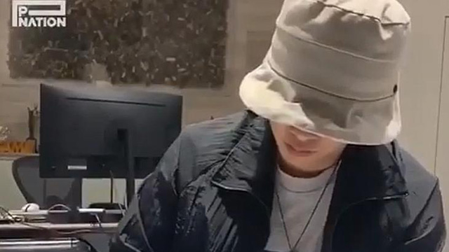 Crush、PSY設立の事務所“P NATION”と専属契約