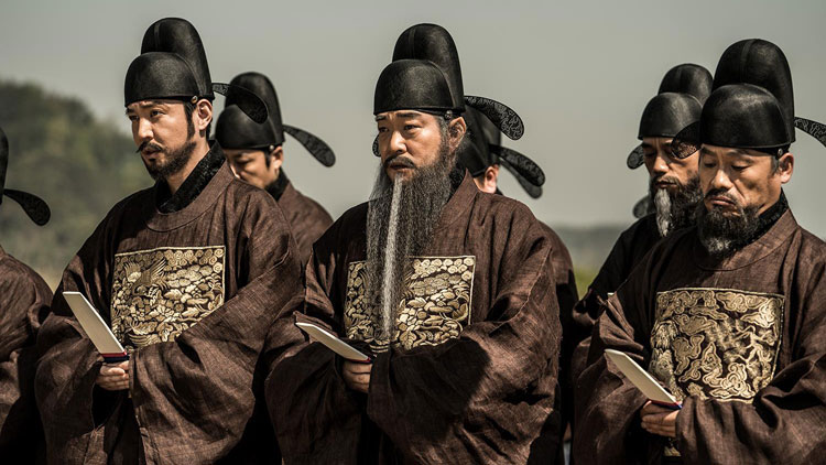 『道化師たち：風聞操作団』出演 ソン・ヒョンジュ、「時代劇に対するトラウマがあって避けていた」