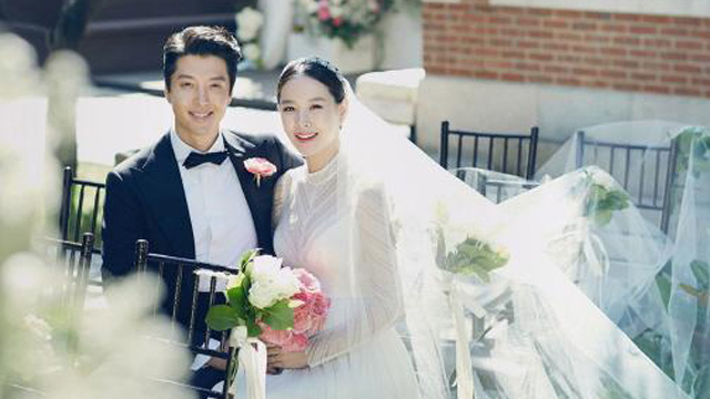 イ・ドンゴン&チョ・ユニ、3年の結婚生活にピリオド…親権はチョ・ユニに