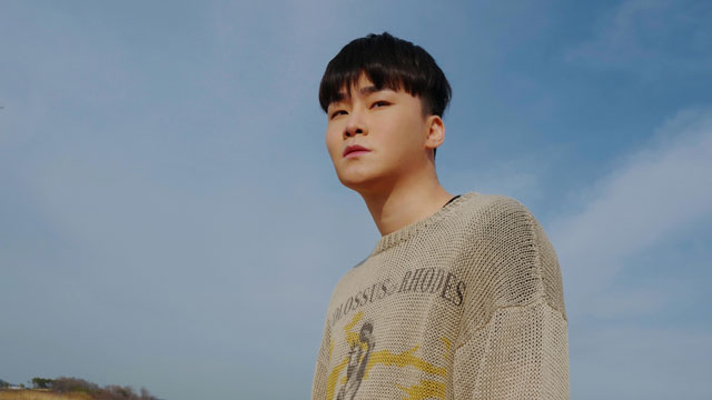 ヤン・ダイル“音楽的な思春期を過酷に経験…歌手寿命に悩んだ”