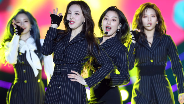 TWICE、「FANCY」が11回目の1億再生回数を達成