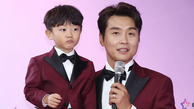イ・ドングク、4年間出演してきたKBS「スーパーマンが帰ってきた」から降板へ…“今月6日が最後の放送”