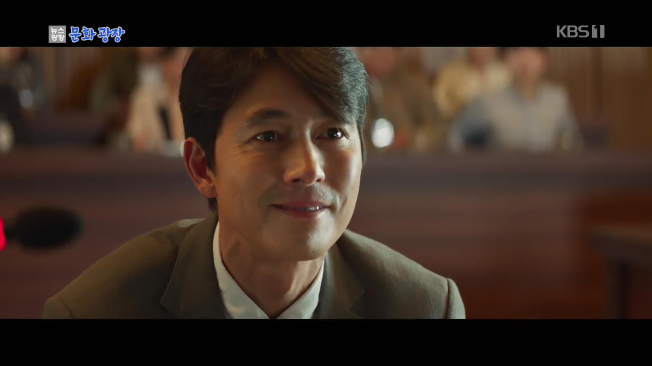 チョン・ウソンとチョ・ヨジョンがそろって初の青龍主演賞…授賞式にはがん闘病中のキム・ウビンも登場
