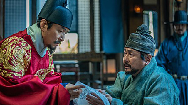 主演映画『天文:空に問う』ハン・ソッキュ、「私の演技が水なら、チェ・ミンシクさんは火だ」