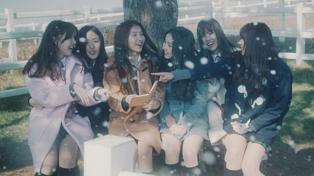 BigHitに合流したGFRIENDのニューアルバム『回:LABYRINTH』、パン・シヒョク代表もサポート