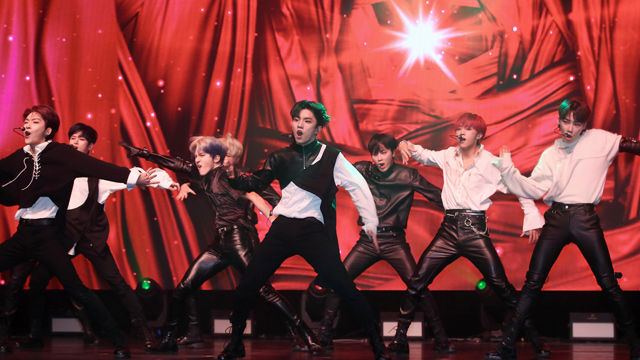 THE BOYZ、オオカミ少年に変身しカムバック…「ズボンが破れるほど激しいダンスを練習した」