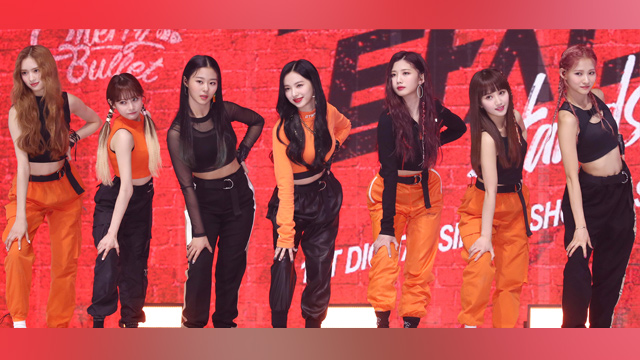 Cherry Bullet、7人組改編後初の新曲「Hands Up」をリリース…先輩AOAのジミンが作詞に参加