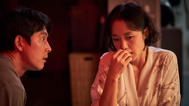 映画『藁にもすがる獣たち』、公開2日連続でボックスオフィス1位に…新型肺炎の影響懸念も