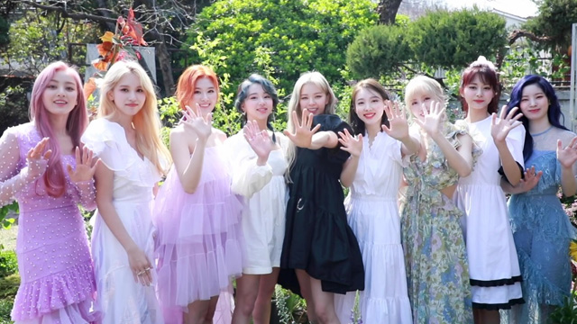 TWICE、新譜『MORE & MORE』で“13曲連続ヒット”に成功…「過程が幸せなら後の結果は怖くない」