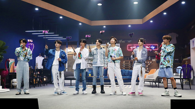 BTS、初の有料オンライン公演「BANGBANGCON The Live」を75万人が同時アクセス…“世界最大規模”
