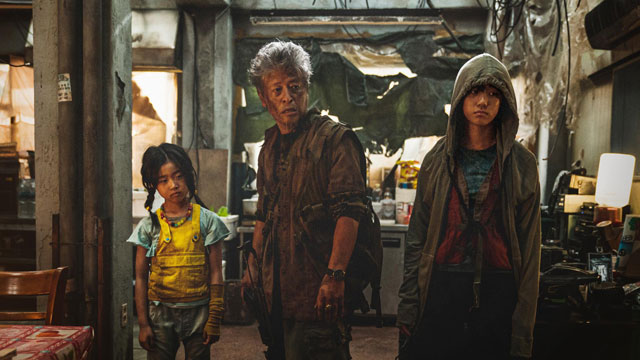 “ポストアポカリプス”を描いた映画『半島』、廃墟から咲く希望という名の光を求めゾンビと戦う人類の姿