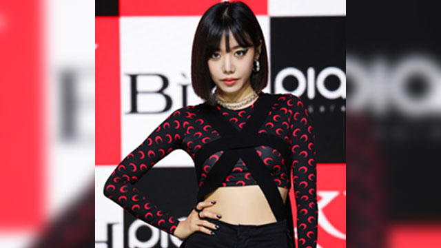 Apinkのキム・ナムジュ、グループ3番目のソロデビューで強靭な女性戦士に変身…現在進行形で成長中