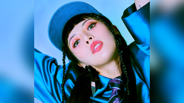 ヒョナ、自信と率直さがあふれた新譜『I'm Not Cool』でカムバック…PSYやDAWNが制作参加