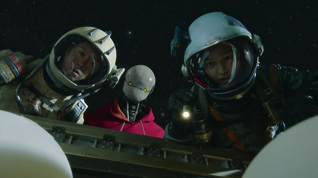 ソン・ジュンギ主演映画『スペース・スウィーパーズ』、Netflix公開初日で世界の映画ランキングで1位に