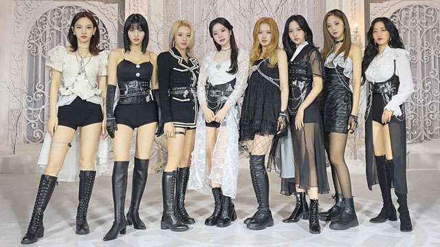 TWICE、日本3rdアルバム『Perfect World』がオリコンデイリーチャートでトップに…「まだまだ走り続ける」