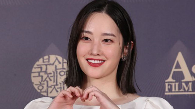 “忠武路期待株”女優チョン・ジョンソ、イ・チュンヒョン監督と熱愛中