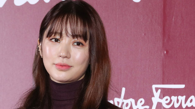 女優ユン・ウネ、新型コロナウイルスに感染…「大きな症状もなく元気に過ごしている」