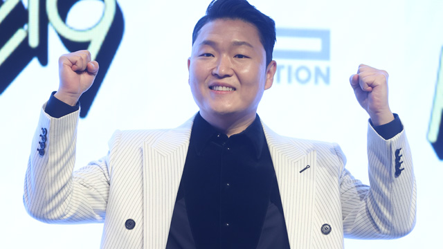 PSY、5年ぶりのカムバック曲「That That」がイギリス・オフィシャルシングルチャートに61位でランクイン