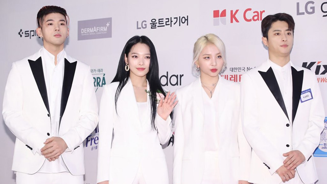 4人組混声グループKARD、今月22日に完全体でカムバック…1年10カ月ぶりとなる新譜『RE:』を発売
