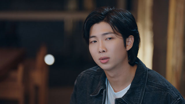 BTSのRM、初のソロアルバム『Indigo』の制作記を盛り込んだ予告映像を公開…「僕の4年間の歴史」