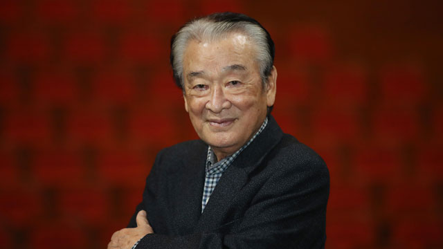“永遠の現役”の俳優イ・スンジェ、「既成世代が若者の将来を邪魔してはいけない」
