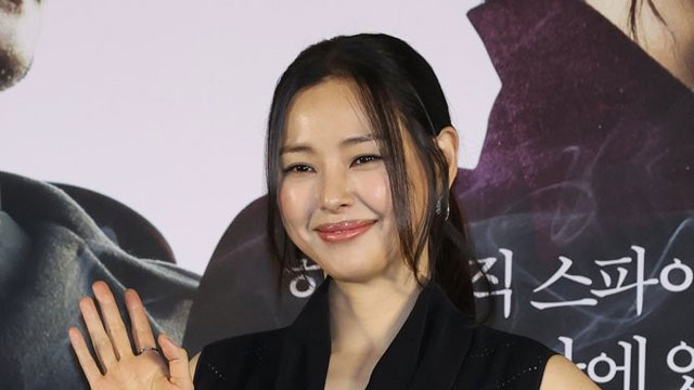 映画『キーリング・ロマンス』主演の女優イ・ハニ、「これまでなかったミザンセーヌと演技」
