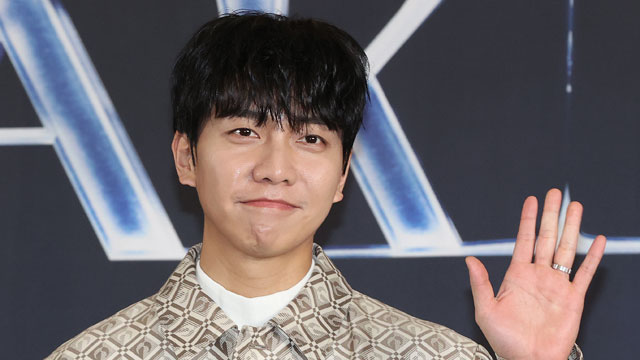 イ・スンギ、こどもの日を迎えソウル大学小児病院で公演
