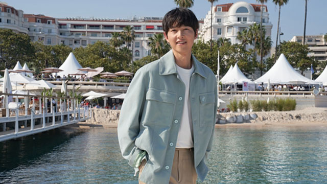 俳優ソン・ジュンギ、デビュー15年で初めてカンヌ映画祭に招待…「田舎者がこんな所に来てしまった」