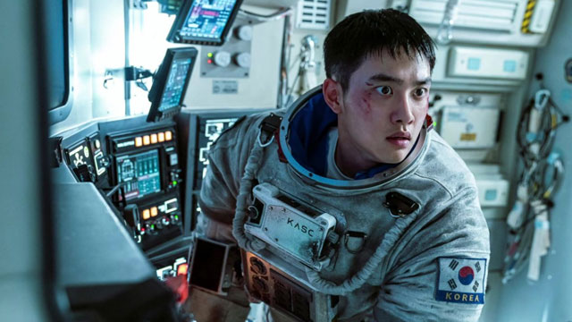 ド・ギョンス（D.O.）＆ソル・ギョング主演の映画『ザ・ムーン』、155カ国に先行販売