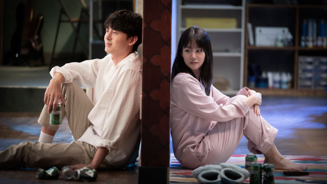 スンヨン（KARA）＆イ・ジフン主演の映画『隙間のない関係』、“騒音”がプレゼントしてくれたロマン
