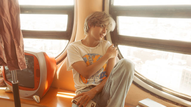 BTS・Vの先行公開曲「Rainy Days」、70か国のiTunesチャートで1位