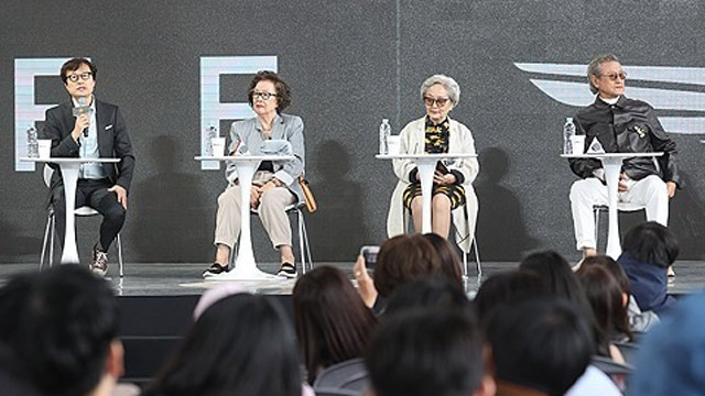 ナ・ムニ＆キム・ヨンオク＆パク・クンヒョン主演の映画『遠足』、旧正月の連休に公開