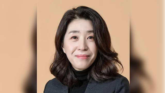 “国民の母”女優キム・ミギョン、ドラマの中の子どもだけで70人…「すべての母親たちの気持ちは同じ」