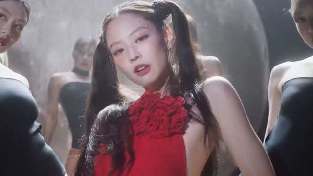 BLACKPINK・JENNIEのコラボ曲「One Of The Girls」、英オフィシャルシングルチャートで13週連続ランクイン