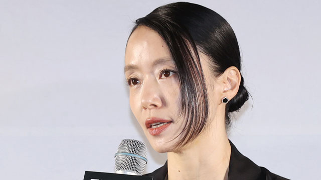 映画『リボルバー』主演のチョン・ドヨン、「すべての顔からすべての感情を排除して演じた」