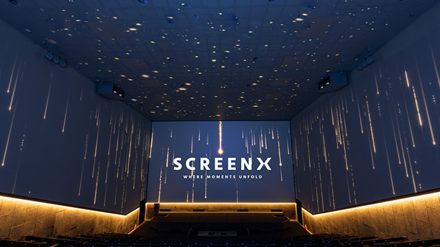 世界初の4面スクリーン上映館「龍山ScreenX館」がオープン