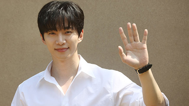 2PMのジュノ、JYPを離れる…来月契約終了
