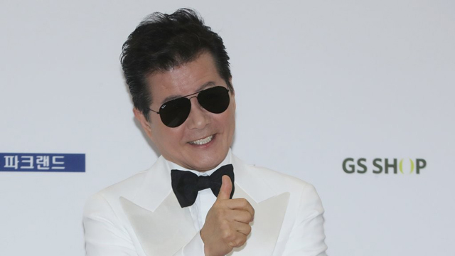 テ・ジナ、「心配事を払いのける気持ちで歌った」
