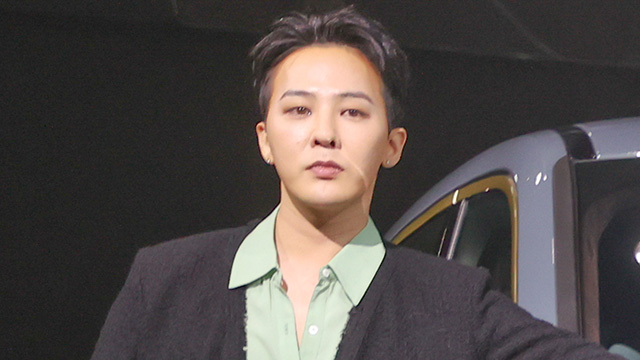 8年ぶりに帰還したG-DRAGON（BIGBANG）に3万人のファンが歓呼…「今日は僕が一番輝いている」