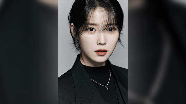 IU、デビュー16周年を記念して2億2,500万ウォンを寄付